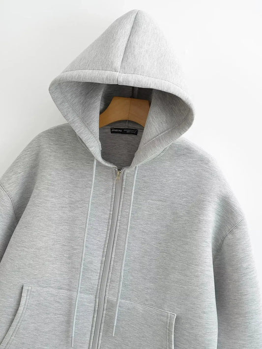 Sweat Zippé Oversize à capuche en fibres synthétiques douces, confortable et tendance pour streetwear et look casual féminin.