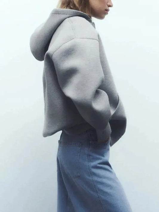 Casual Jacket – Veste zippée à capuche, coupe ample et confortable, style streetwear et urbain.