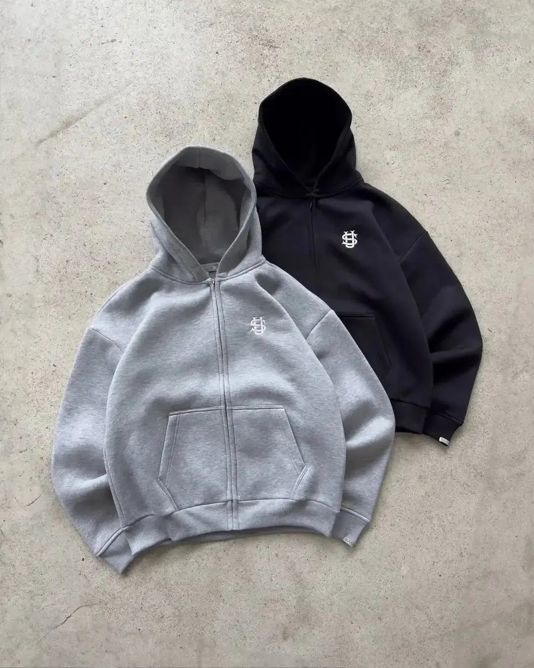 Streetwear Hoodie zippé pour homme et femme, sweat urbain en coton et polyester, coupe ample et confortable, style moderne et rétro.
