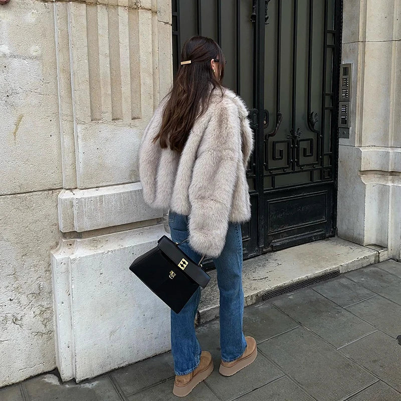 Oversized Faux Fur Coat – Manteau Dégradé Neo Mint Ultra Doux