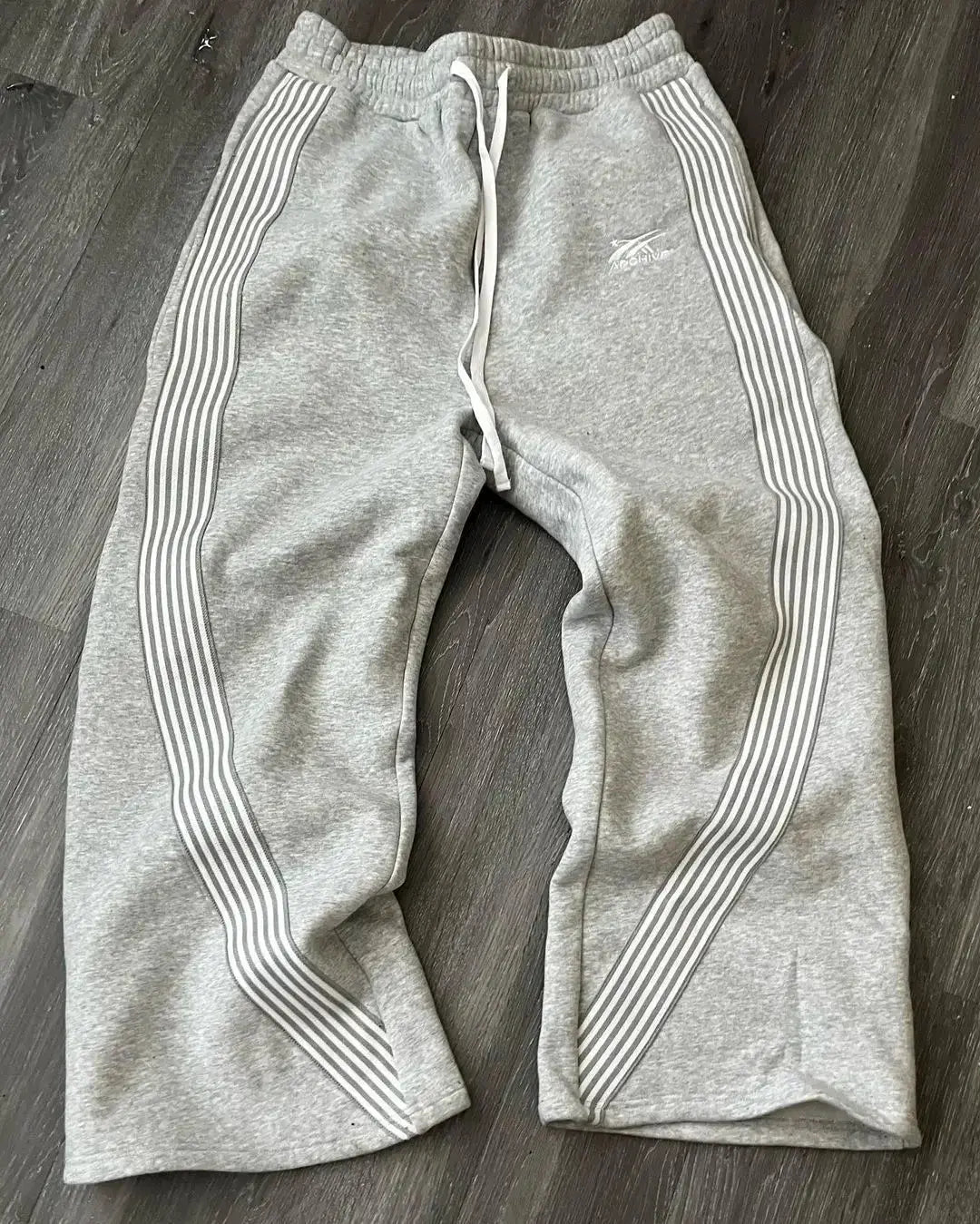Pantalon de Jogging Gris Évasé Patte d'Éléphant Drips-Way