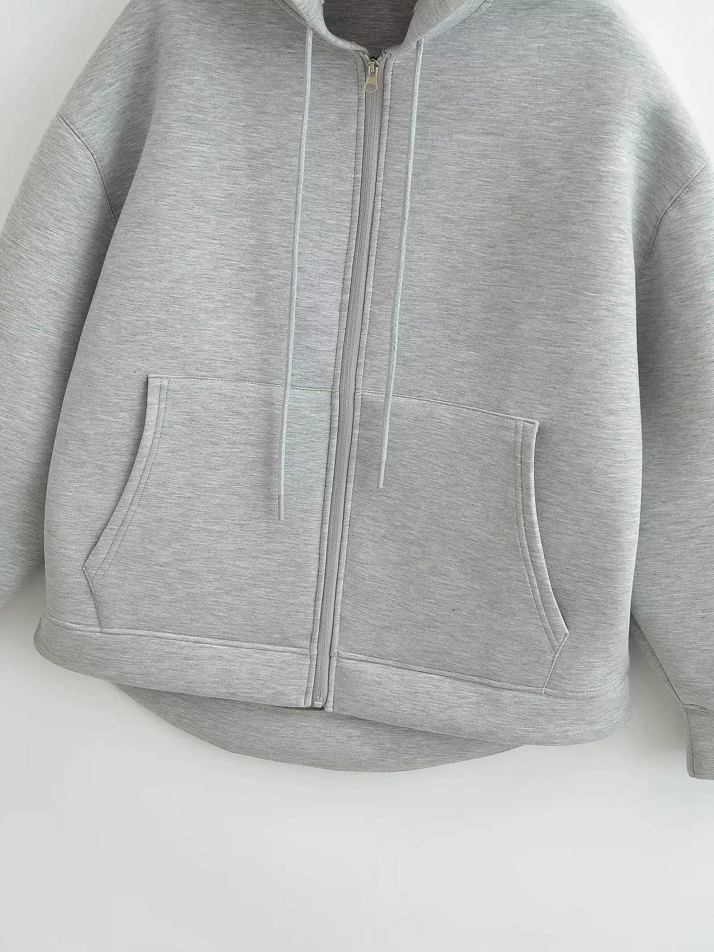 Veste oversize femme zippée à capuche gris style streetwear automne-hiver