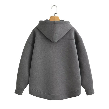 Sweat Zippé Oversize à capuche en fibres synthétiques douces, confortable et tendance pour streetwear et look casual féminin.